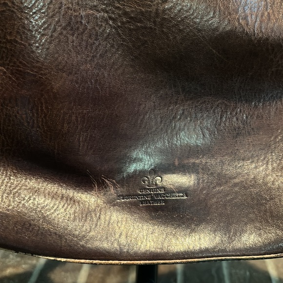 Dooney & Bourke 1975 - Picture 4 of 9